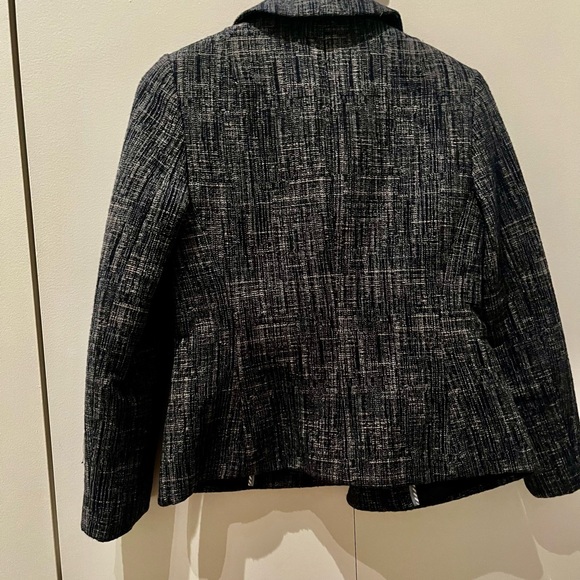 Banana Republic Navy Blue Blazer - Picture 6 of 6